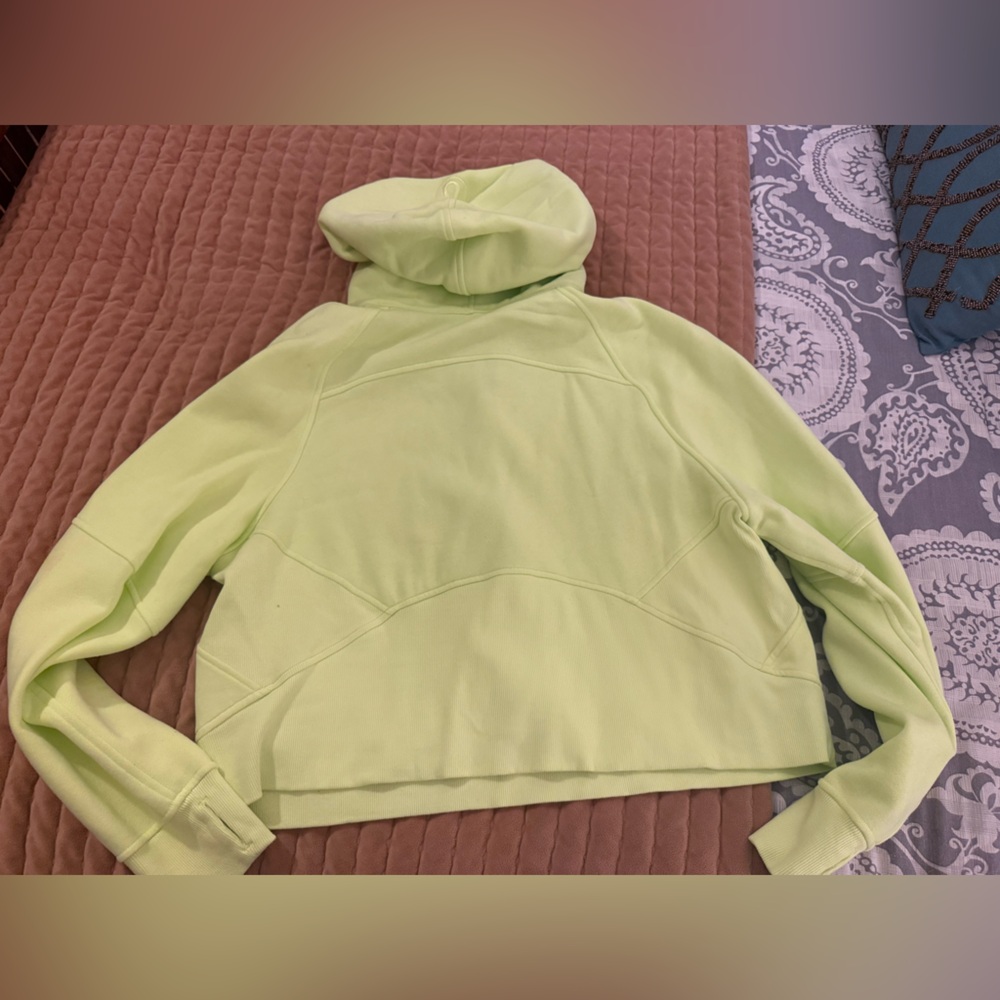 Women’s Lululemon Scuba Oversized Half-zip Hoodie in Electric Lemon size M/L - Picture 5 of 5